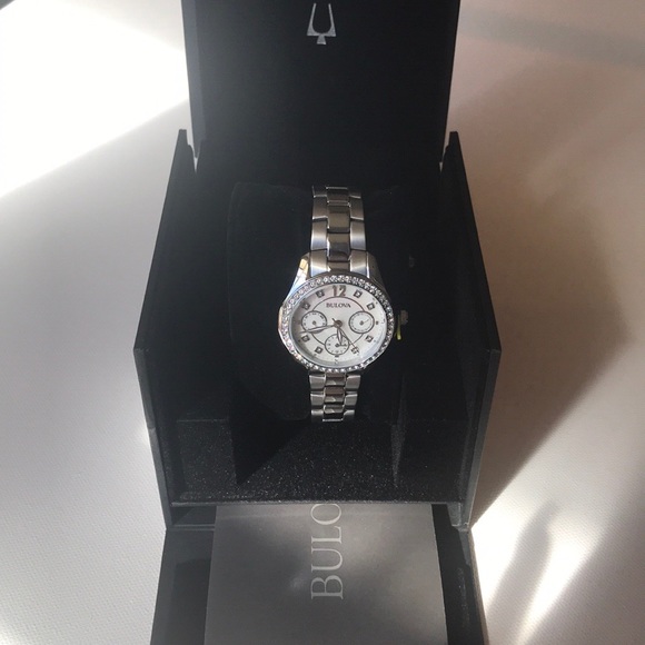 Women’s Bulova Watch - Picture 2 of 8
